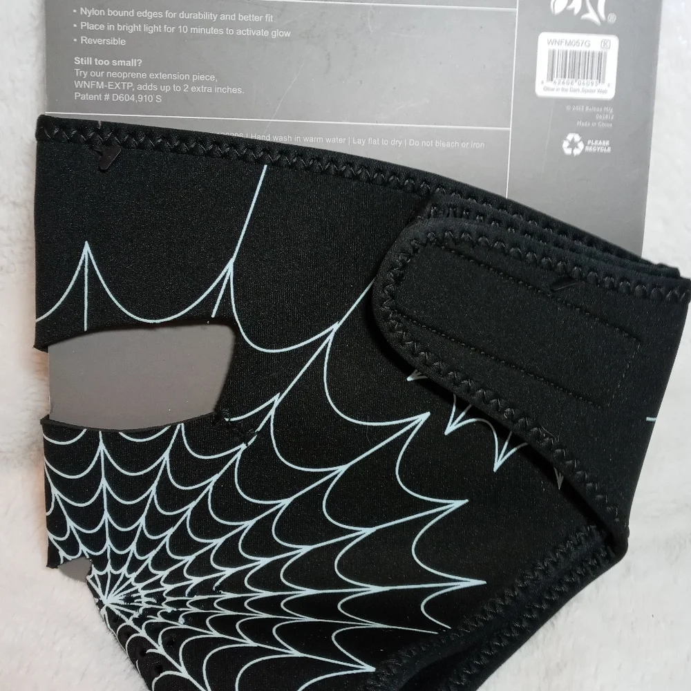 Glow in the Dark Neoprene Mask brand new